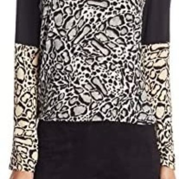 BCBG top - two tone - L - Picture 14 of 14